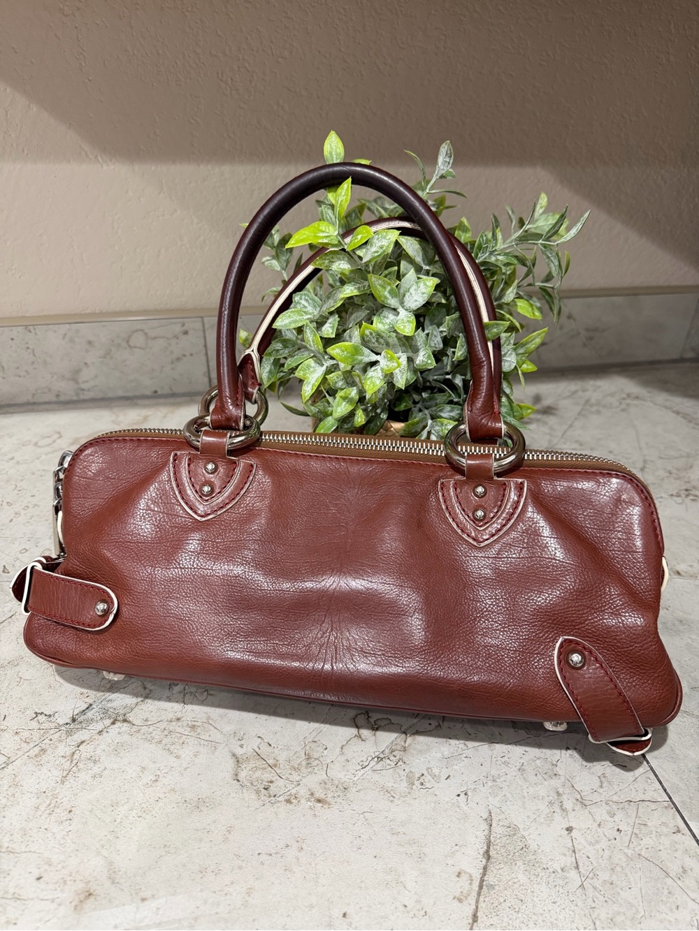 Marc Jacob’s East/West Brown Leather Top-Handle Satchel - Picture 4 of 16